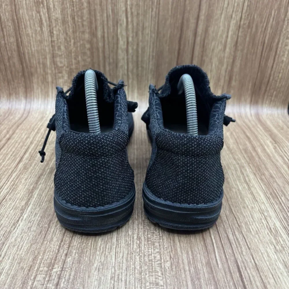 Hey Dude Shoes Men's 8 ladies 10 Black Wally Sox Black Micro‎ Total sneakers